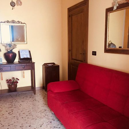 B&B Il Tulipano Sul Lago Colle di Tora Eksteriør billede