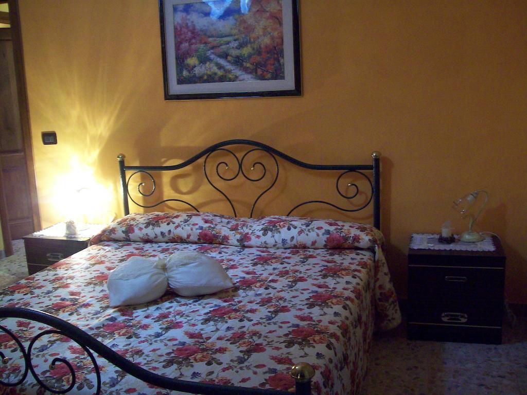 B&B Il Tulipano Sul Lago Colle di Tora Værelse billede