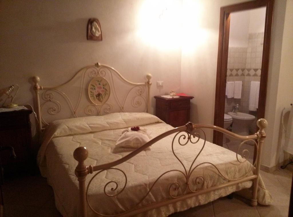 B&B Il Tulipano Sul Lago Colle di Tora Værelse billede