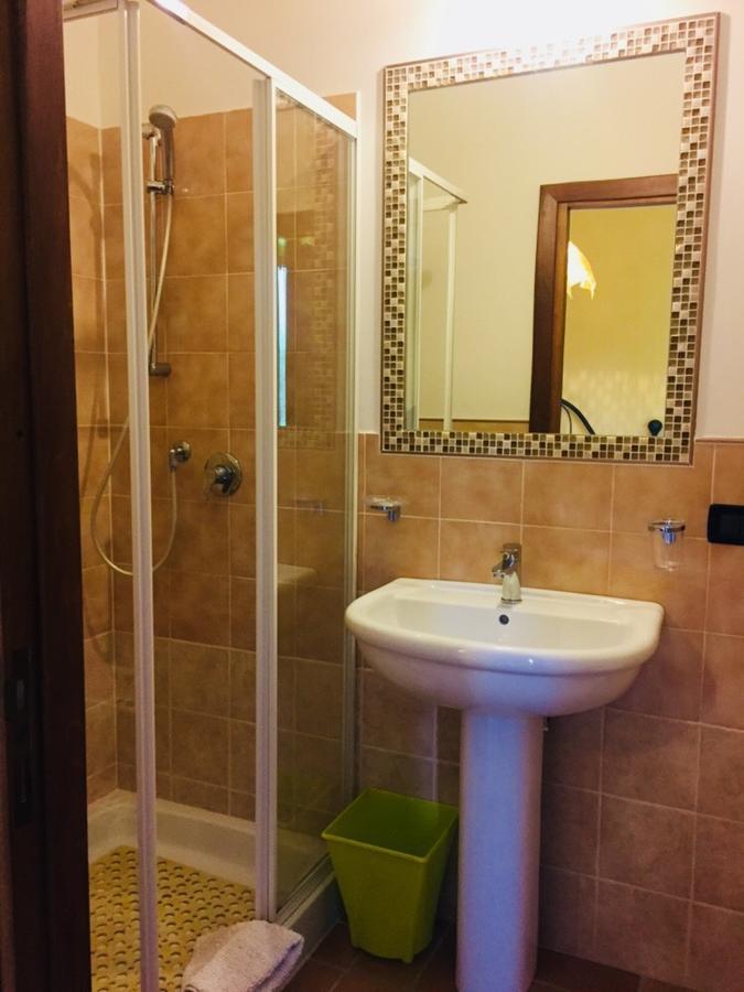 B&B Il Tulipano Sul Lago Colle di Tora Eksteriør billede
