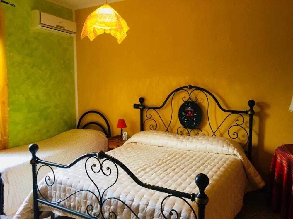 B&B Il Tulipano Sul Lago Colle di Tora Eksteriør billede